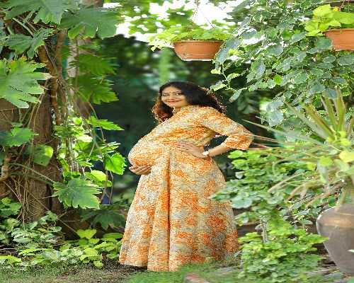 深度解析：月经量异常增多及伴随腹痛的背后原因